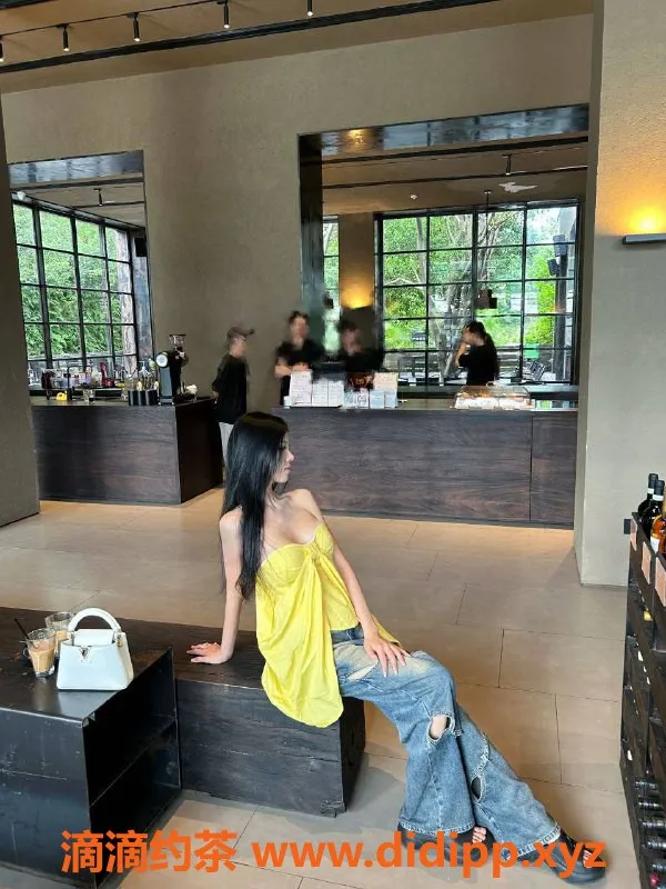 广州楼凤资源信息,天河小蚂蚁，嫩妹服务，3000元起