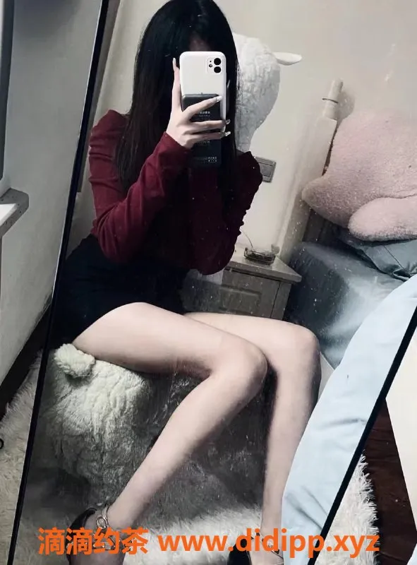 成都外围资源信息,成都青青 | 15岁排骨精 | 600元嫩妹三件套服务