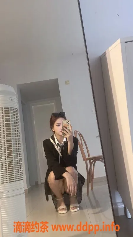 成都楼凤资源信息,成华区乐宝小美女，身高168颜值控，90斤，前后陪洗服务