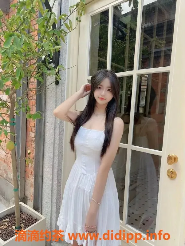 成都楼凤-青羊区嫩妹蔚舒，青春气息十足，700元起