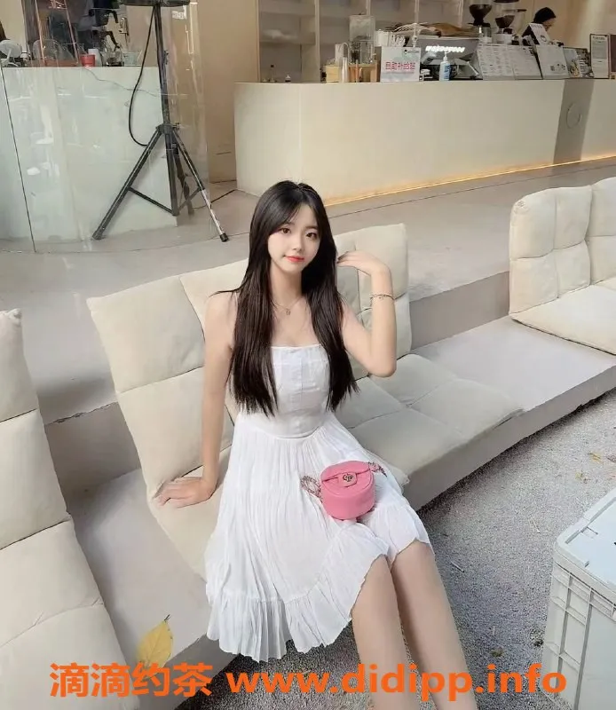 成都楼凤-青羊区嫩妹蔚舒，青春气息十足，700元起