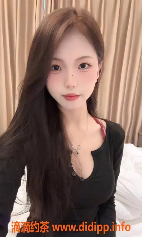 深圳楼凤-宝安梨花诗，1500元课费服务尽享