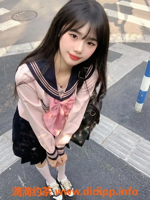 成都楼凤-成华区乖乖，嫩妹车，乐享6p 10pp服务