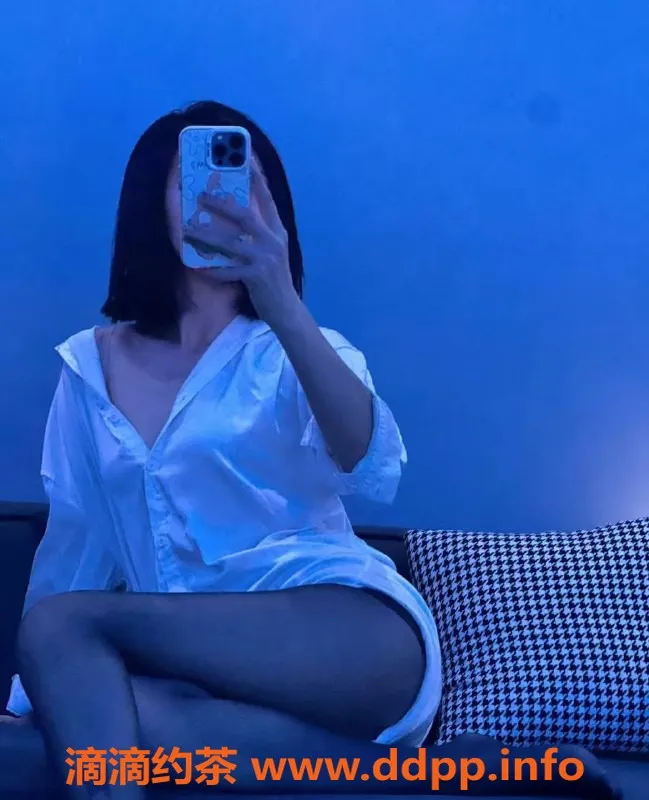 西安楼凤资源信息,雁塔区26岁林柚可，176cm陪洗服务