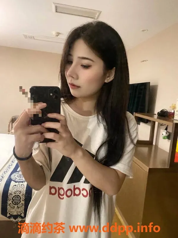 成都上门服务-成都佳佳，165高、103重的温柔嫩妹，600元起