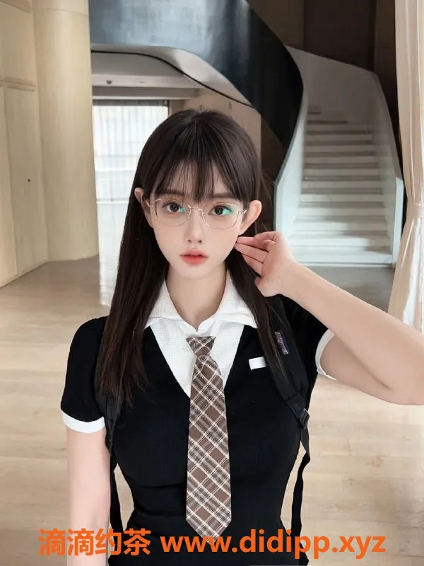 北京上门服务资源信息,朝阳三里屯极品白小纯 安安上门服务