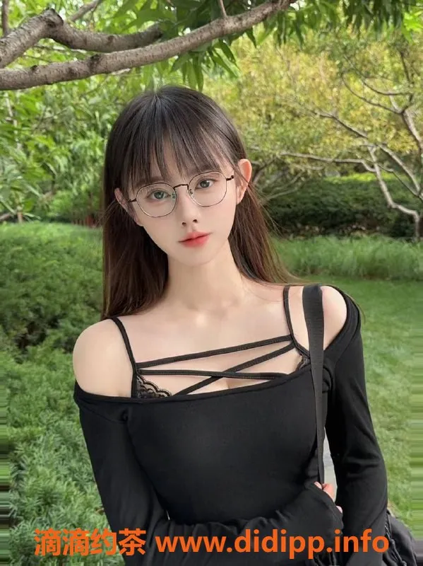 北京上门服务-朝阳三里屯极品白小纯 安安上门服务