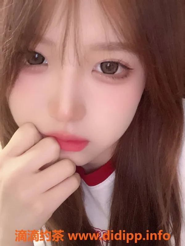 成都楼凤-舒淇，18岁嫩妹，身高155，800元/50分钟