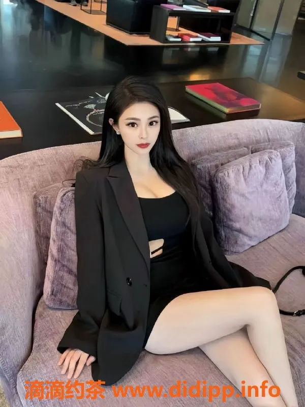 南京楼凤资源信息,鼓楼白子涵，1800p热情服务，欢迎体验！