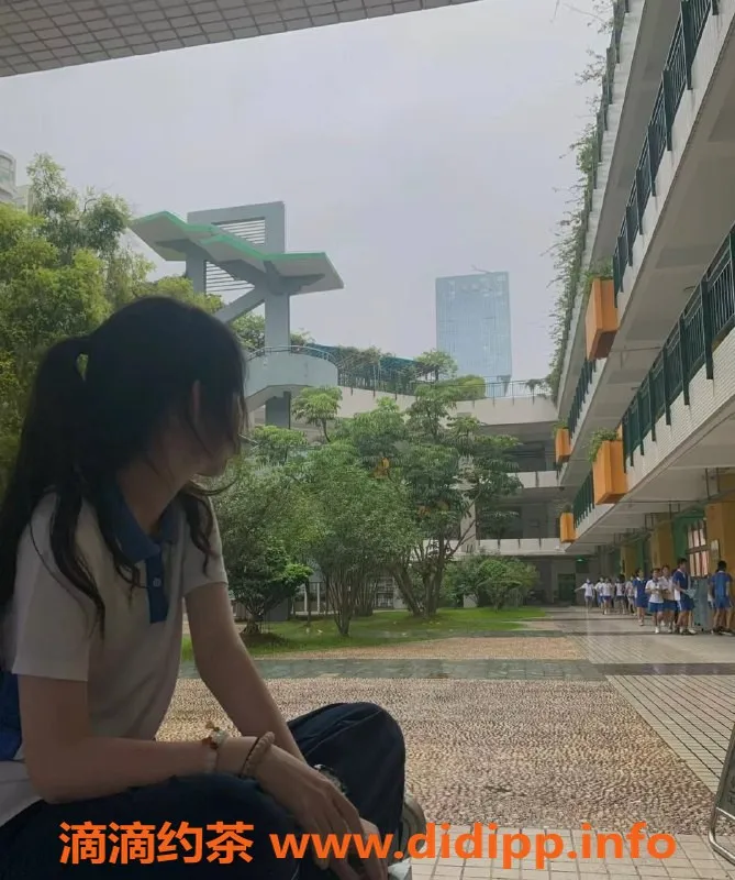 北京楼凤-朝阳姐妹花小五小六，优质上门陪浴服务