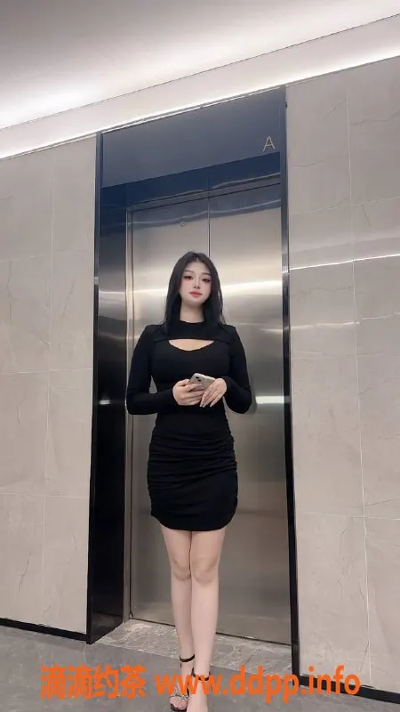 东莞楼凤-南城23岁CC小姐，165cm性感尤物