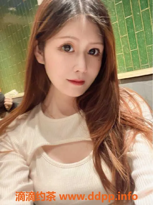 广州楼凤资源信息,天河长腿甜甜，26岁老师热情服务