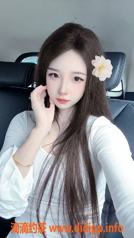 深圳楼凤-宝安嫩妹文文，性感诱惑只需P900起！