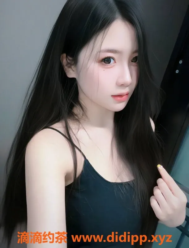 深圳楼凤资源信息,龙华草莓怡，P1500大胸嫩妹服务