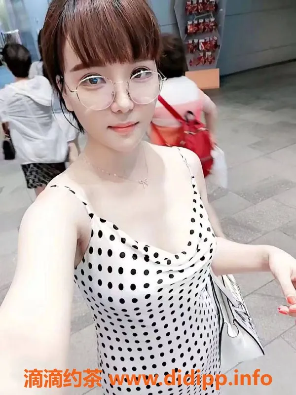 深圳楼凤-罗湖宝儿 三眼通 服务超值，课费900