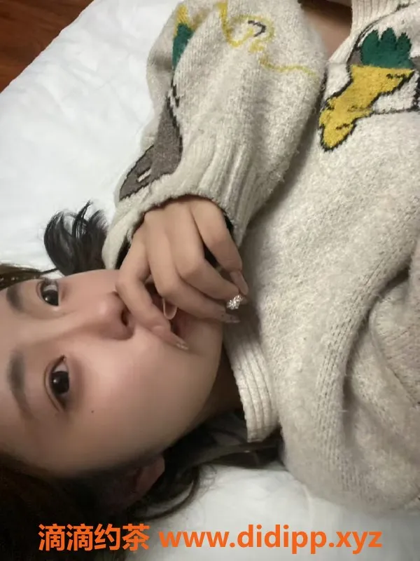 成都楼凤-成都多多，17岁可爱新人，600元体验优质服务