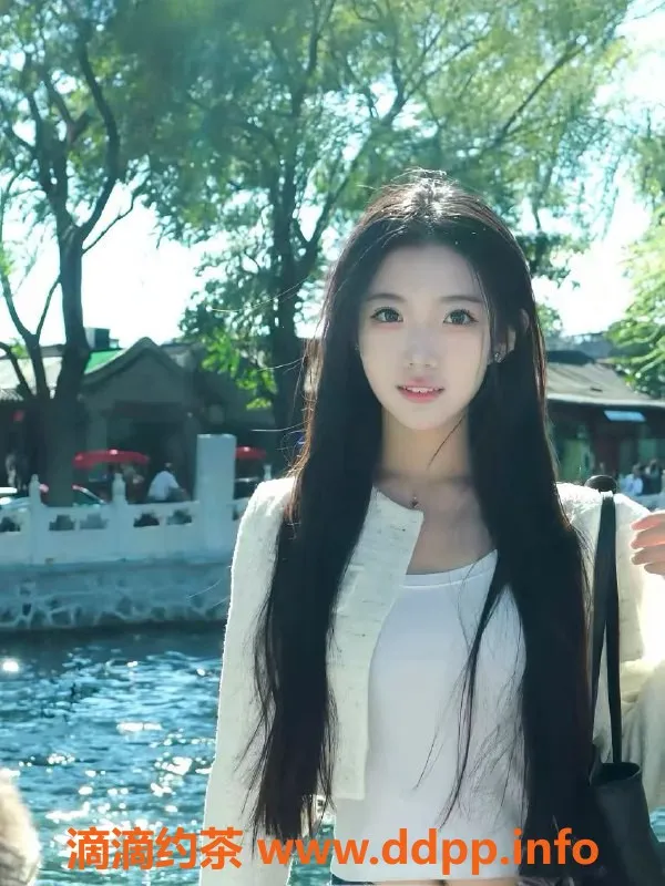 北京楼凤-三里屯嫩妹米朵，内衣批发16z起