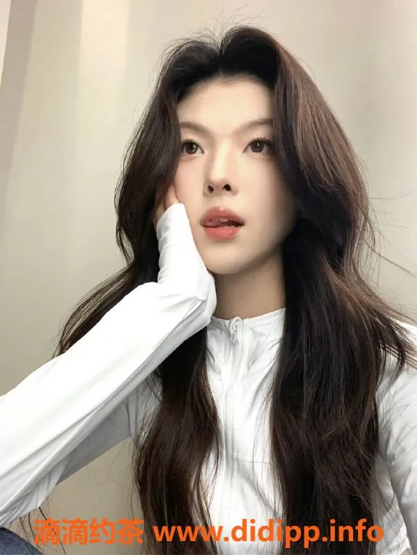 东莞楼凤资源信息,东莞雅雯，甜美S身材，服务优质，极致体验