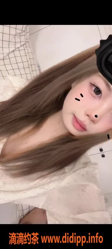 成都楼凤-成都新人欣欣，17岁匀称巨乳，600元享服务