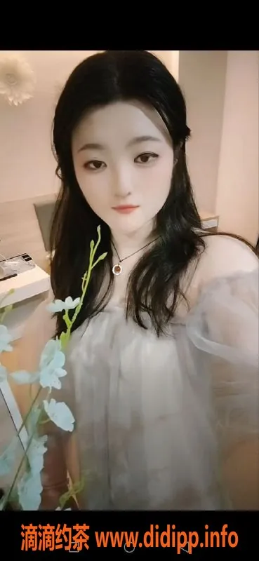 东莞楼凤-仲恺陈江小白兔，168cm 24岁，激情服务只需500p