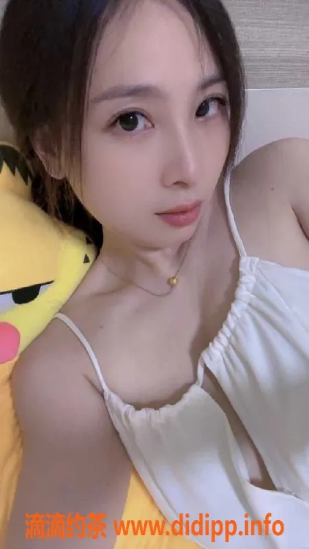 广州楼凤-黄埔大奶御姐妲己，168cm、38D、25岁，超值服务等你来体验！