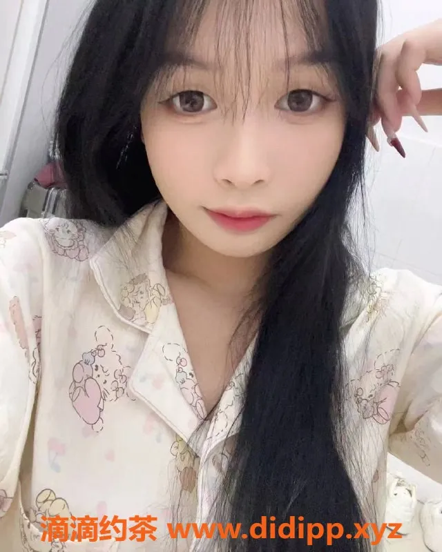 深圳楼凤-龙华小妮子，700p视频认证，性价比超高！