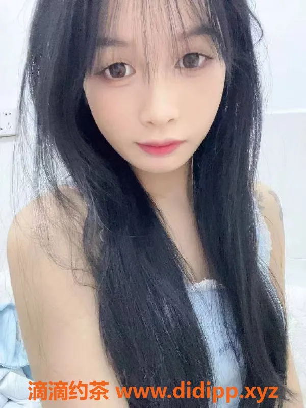 深圳楼凤-龙华小妮子，700p视频认证，性价比超高！