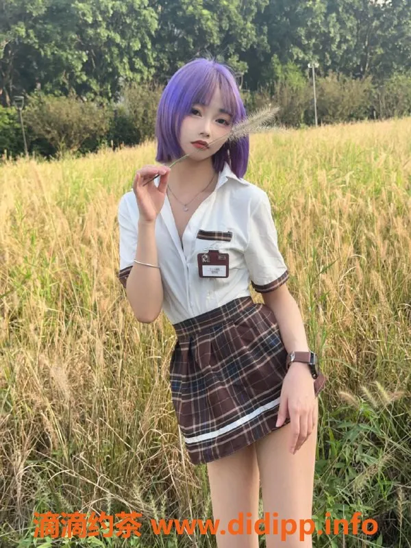 杭州楼凤-拱墅可爱萝莉栗子，155cm 43kg A+胸围