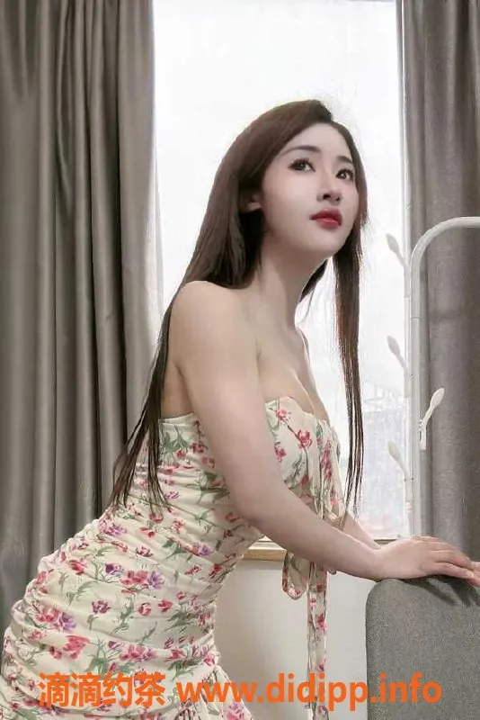 广州楼凤-广州海珠兼职老师可儿，23岁D胸165cm