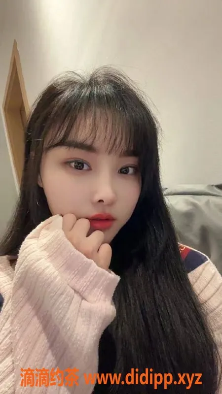 成都楼凤-航空港少妇若兰，26岁160cm，90斤，600元60分钟