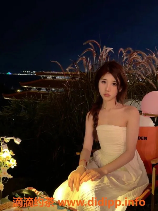 深圳楼凤-深圳福田嫩妹，2000元舌吻服务