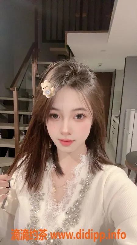 东莞楼凤资源信息,梦艺在大朗，服务优质，私聊获取更多信息