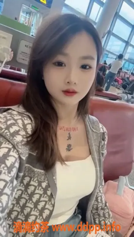 广州楼凤-天河晗晗，洗吹做服务，600元起