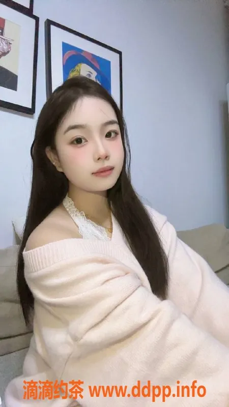 成都楼凤资源信息,成都小梅，16岁，匀称身材，包夜2500元