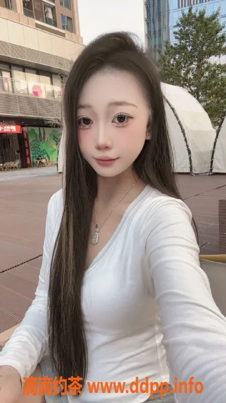 深圳楼凤-龙华嫣儿，1000元视频认证，优质接待