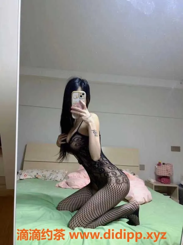 广州楼凤-广州黄埔极品小曦，18岁36C，600元体验超值服务