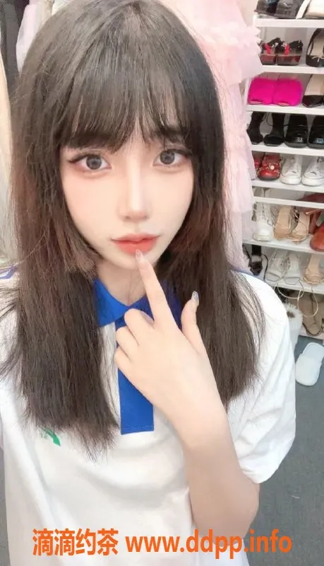 上海楼凤-徐汇丝丝，172cm高46kg，1700P起