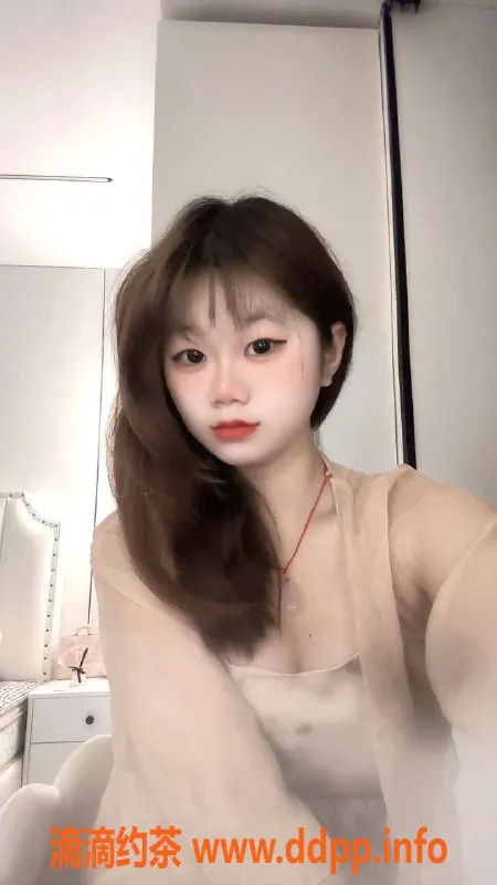 杭州楼凤资源信息,萧山童童睡不饱，嫩妹69互舔巨乳服务