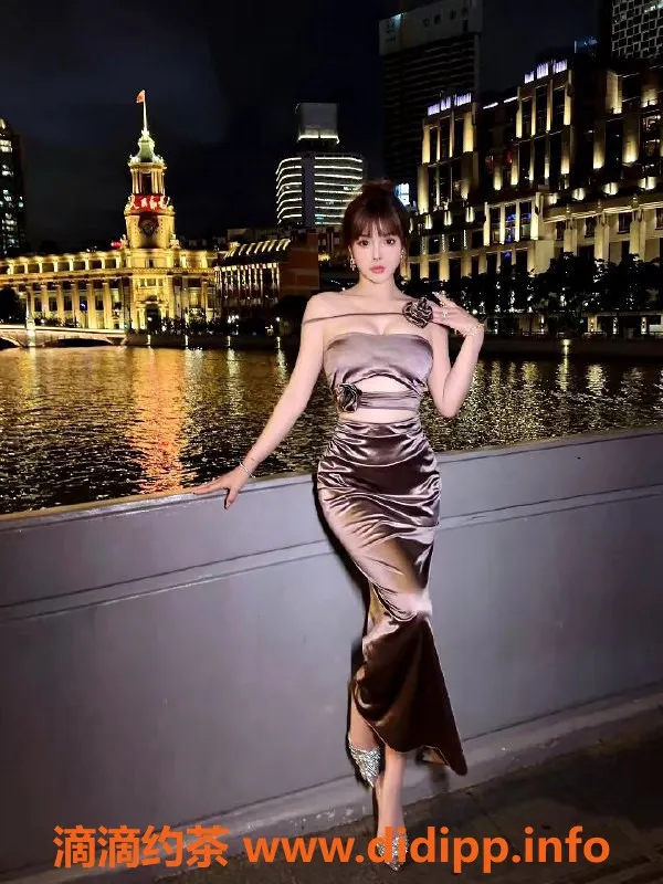 上海楼凤-穆妍妍21岁，温婉服务，绅士必选