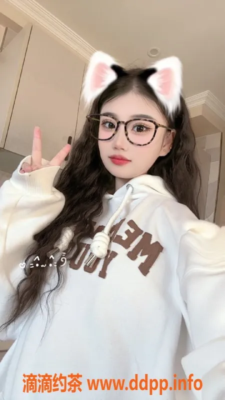 成都spa会所-成都18岁嫩妹开心果，身高165，超赞服务仅500元