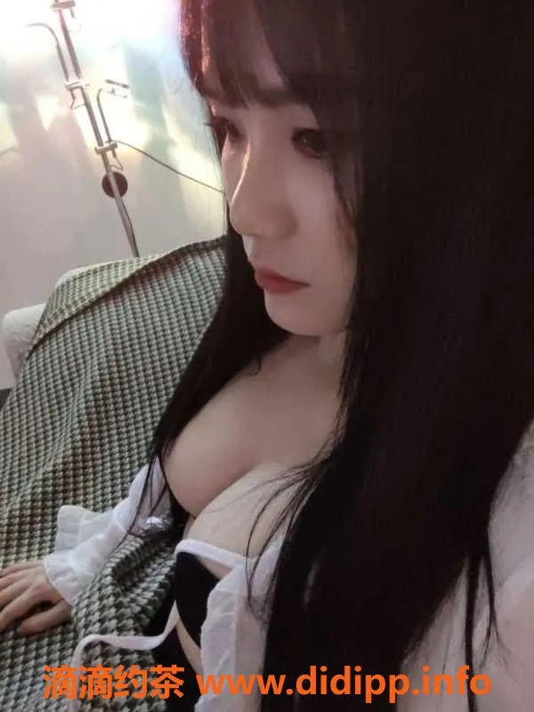 广州楼凤-广州白云大奶晶晶，25岁，165cm，500元茶水