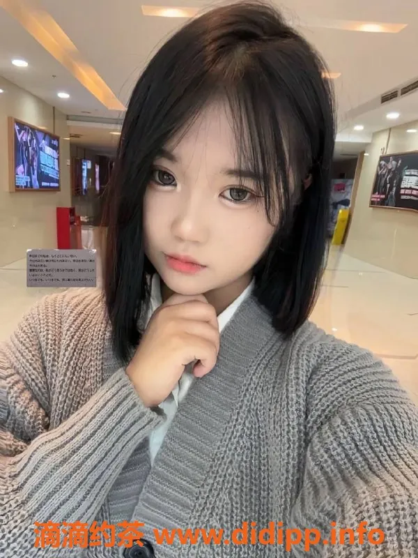 成都楼凤-成都嘉义，162cm/95斤，17岁嫩妹价格500