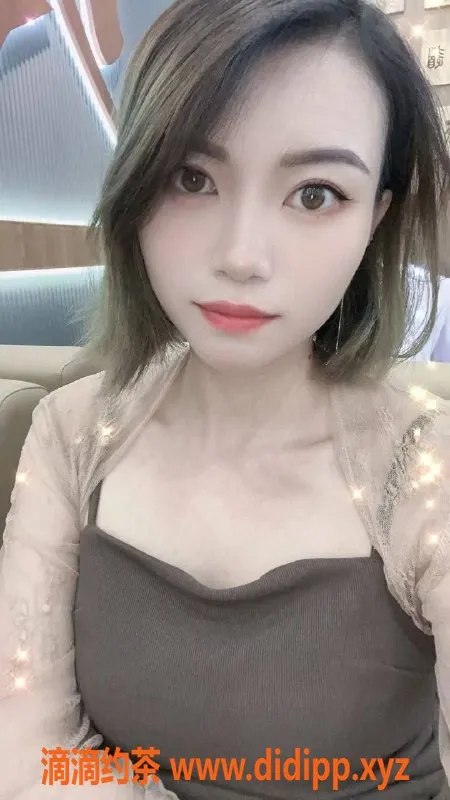 成都楼凤-新都雅琪，27岁，160身高，服务态度超棒！