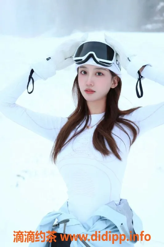 上海外围-上海外围中圈服务，1500起体验不一样的快感