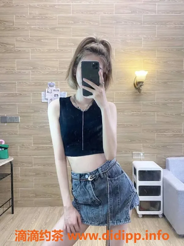 北京楼凤-朝阳小怡，168cm，45kg，千元服务等你来体验！