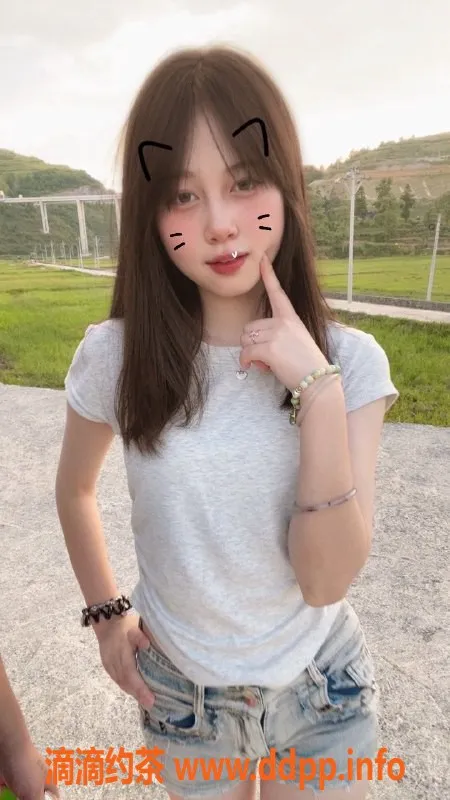 东莞楼凤-东莞思涵：颜值可爱、身材水嫩的性感老师