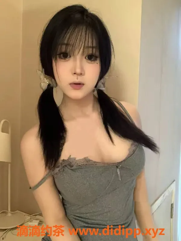 成都楼凤资源信息,成华区19岁心动妹子，大奶C罩杯，肉感十足