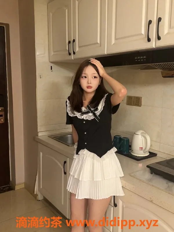 成都楼凤-成都小兴，157cm/80斤/嫩妹三件套，首次仅需630