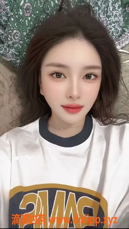 南京楼凤资源信息,雨花台区小星星，25岁，168，36C，700p