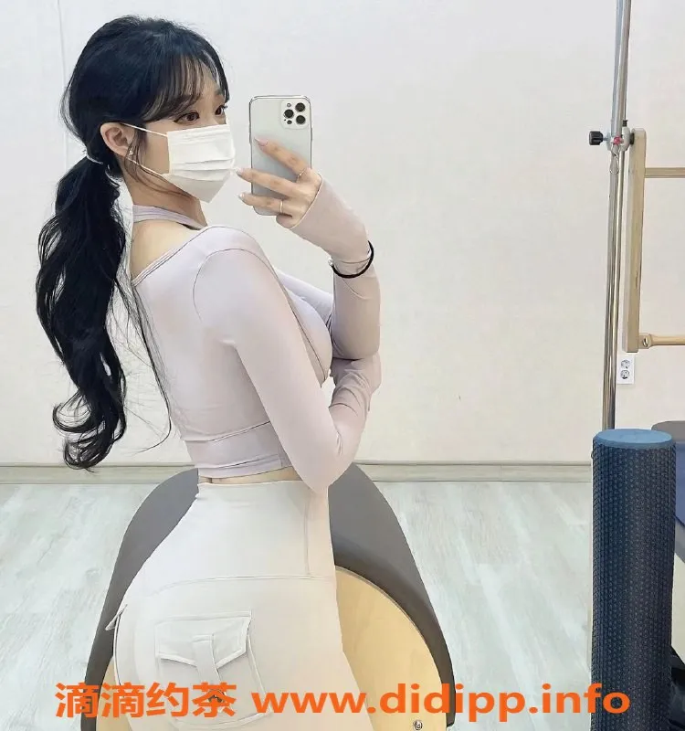 北京楼凤-朝阳巨乳御姐芒果，12张起服务